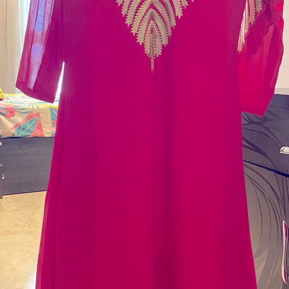 Akira Dark Pink Kurti /kurta - Picture 6 of 7